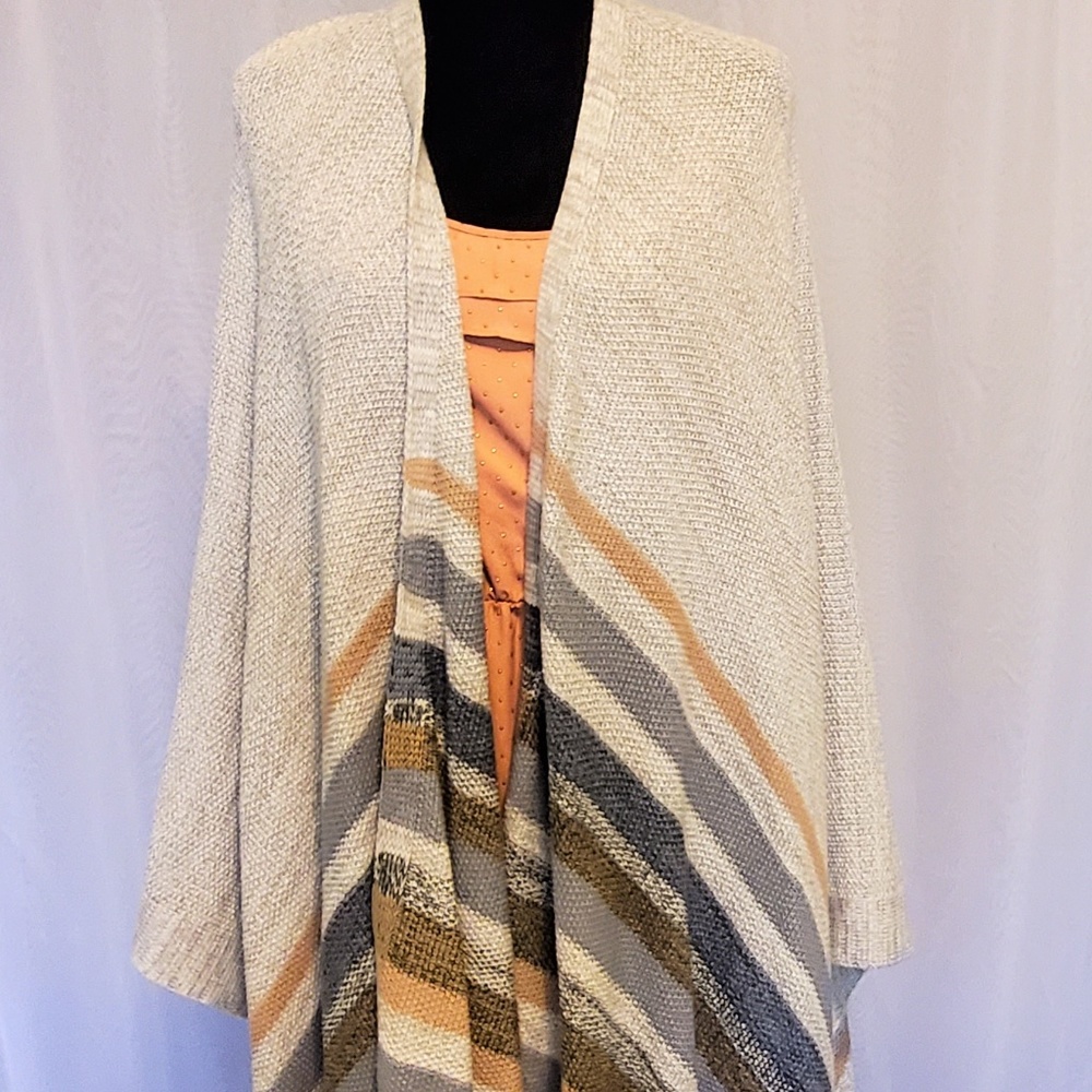 BCBG - Picture 4 of 5
